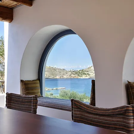 Liostasi Ona Villa *